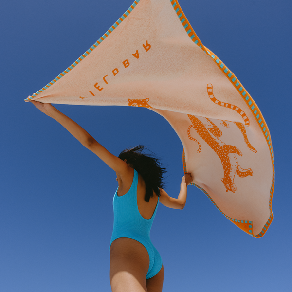 The Seabed Beach & Bath Towel / Orchard Orange – Fieldbar Singapore